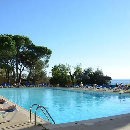 Grecs Hotel 2*